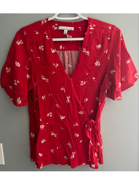 Women's FOURTEENTH PLACE Red & White Floral Wrap Blouse M